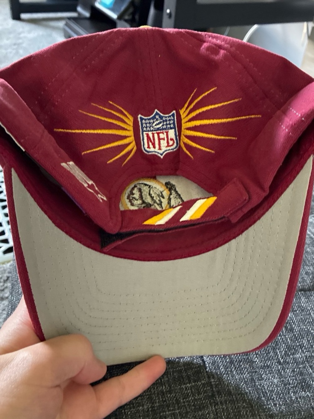 RedSkins Hat - Picture 2 of 3